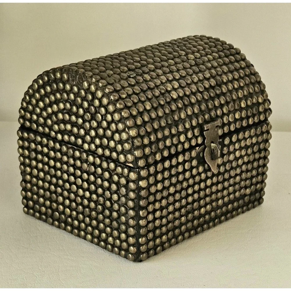Vintage Brass Hobnail Wood Barrel Top Trinket Box 5